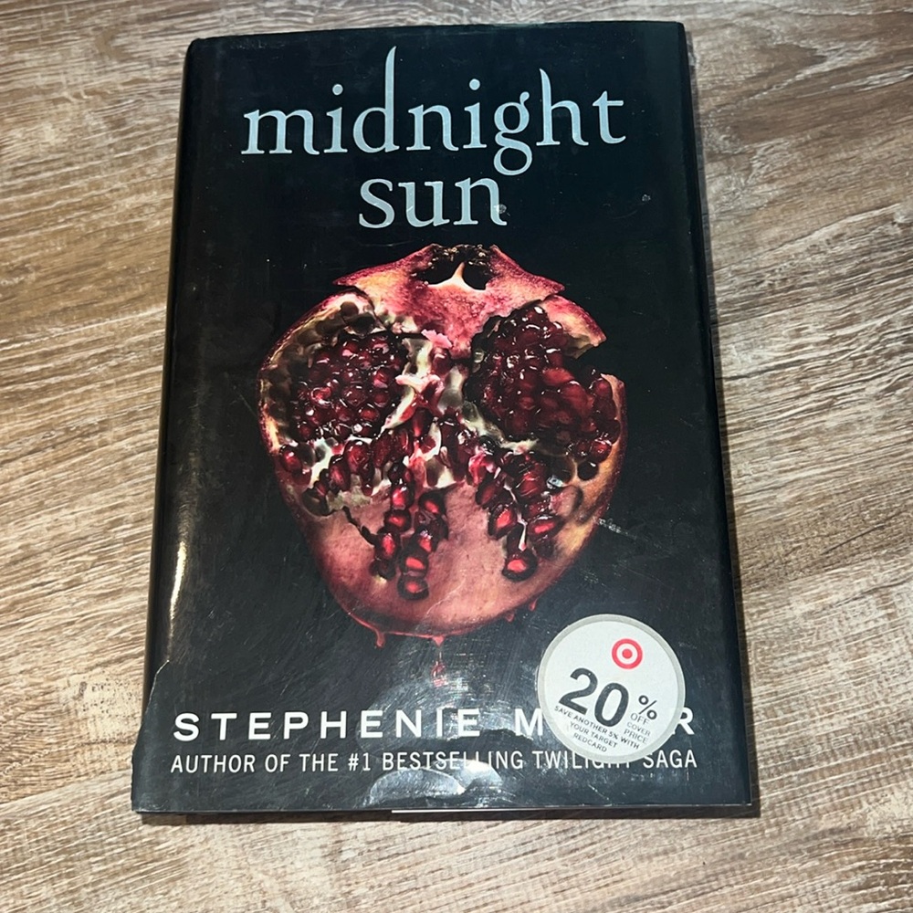 Midnight sun by Stephanie Meyer